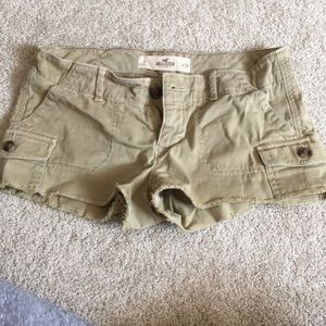 Hollister Short Cargo Shorts Size 0 w24